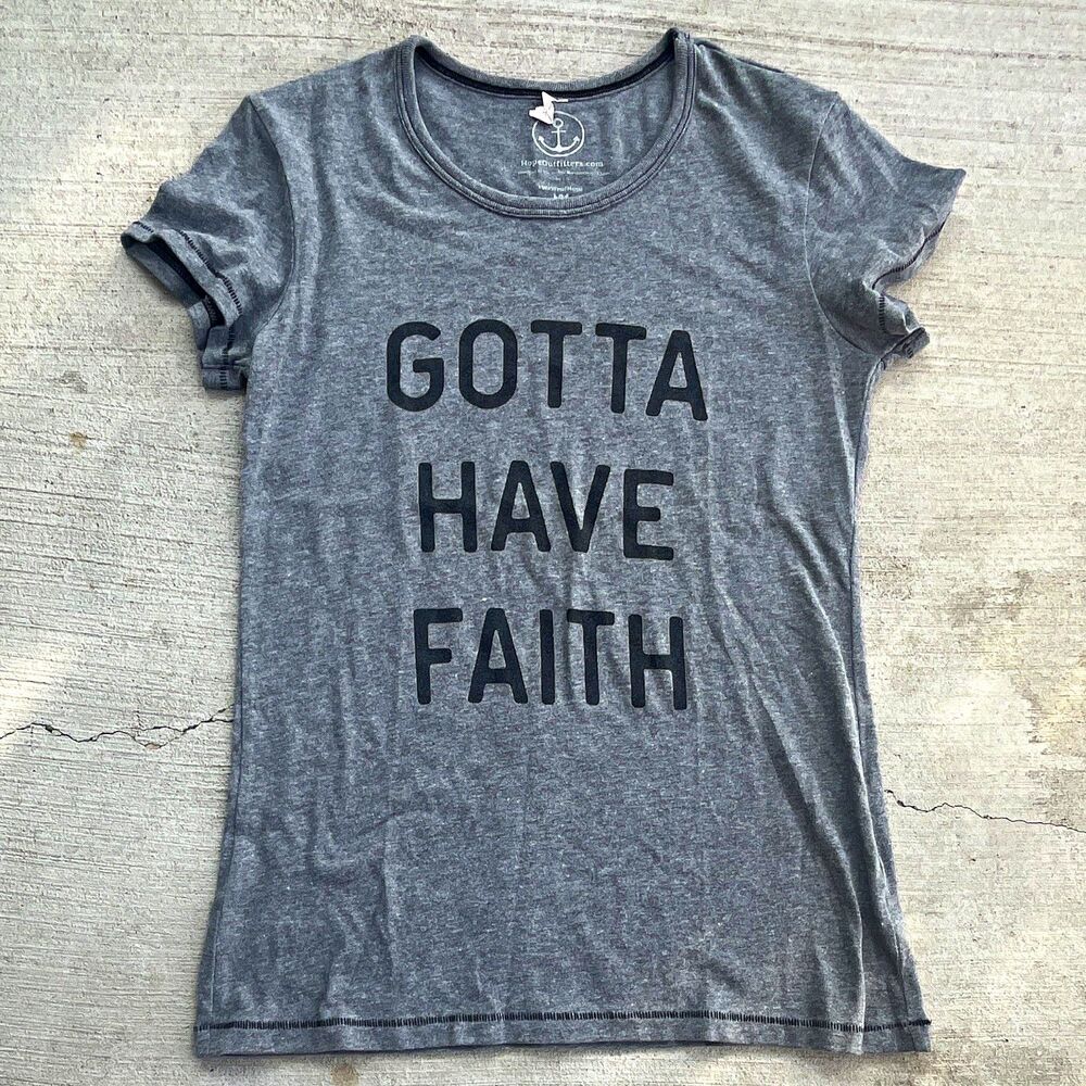 Hope Outfitters Women’s M Gray Scoop Neck Short Sleeve Christian Faith Based
